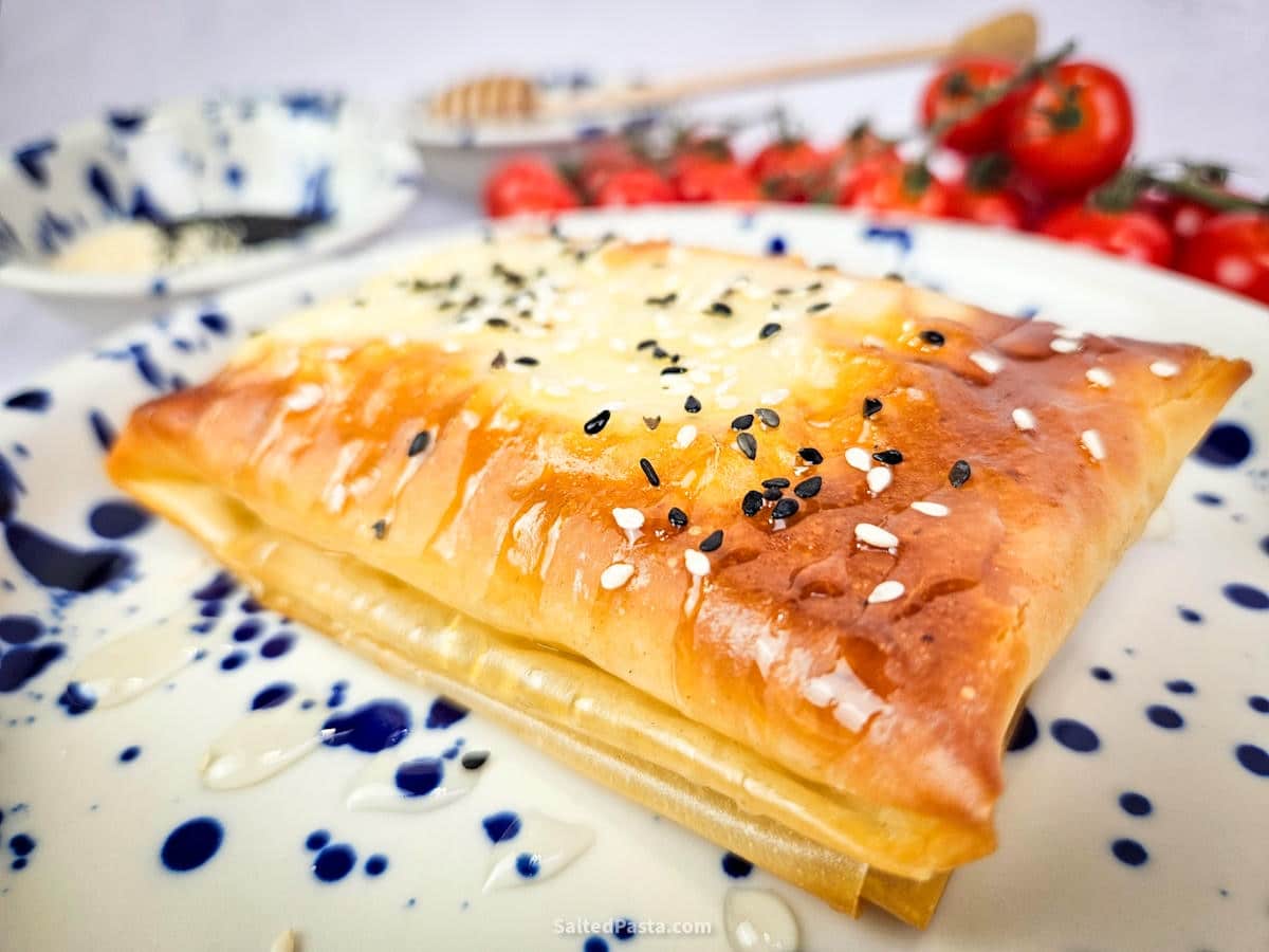 Feta saganaki - baked feta in filo pastry